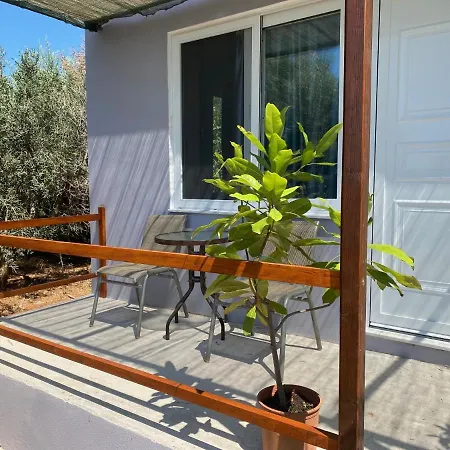 Vine Veranda * Palaiochora